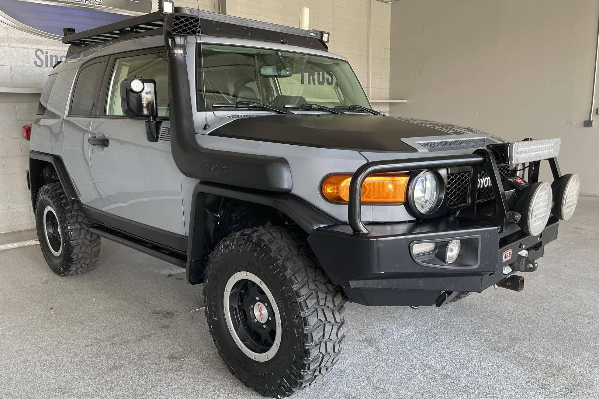 2013 Toyota FJ Cruiser sold for $34,500