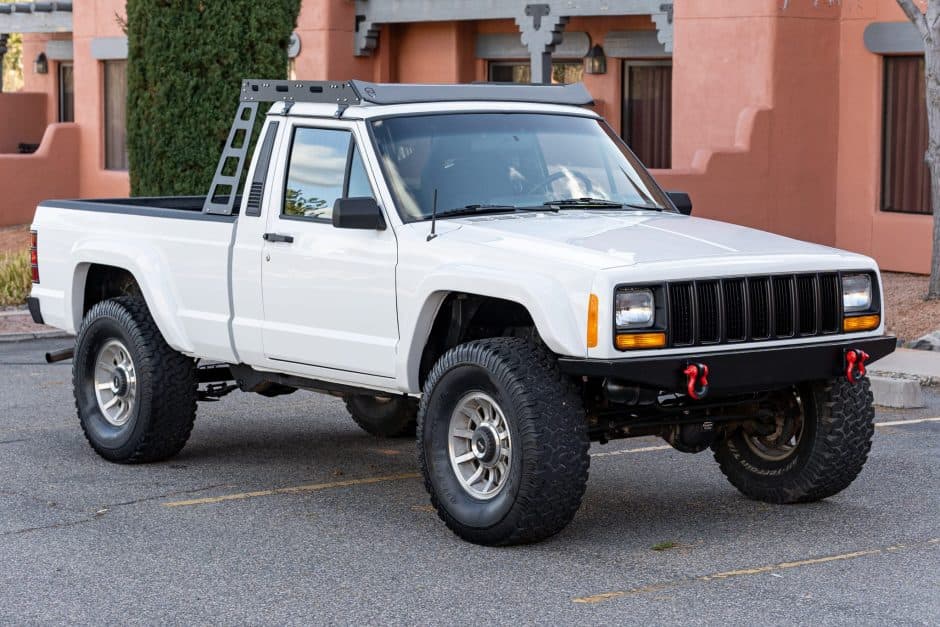 1988 Jeep Pickup sold for $20,000