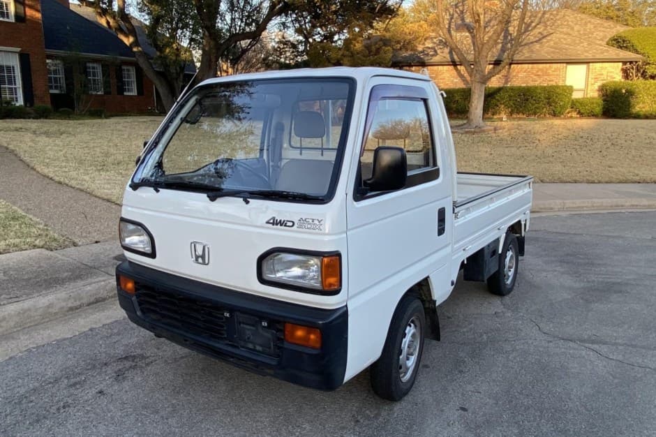 1991 Honda Acty sold for $9,999