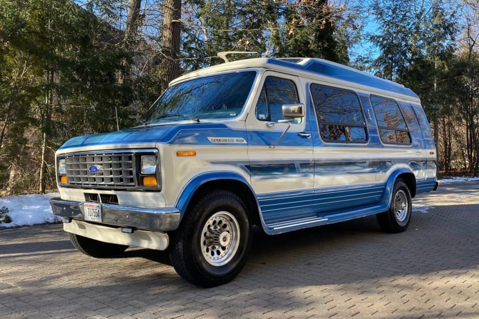1987 Ford Econoline Van sold for $16,250