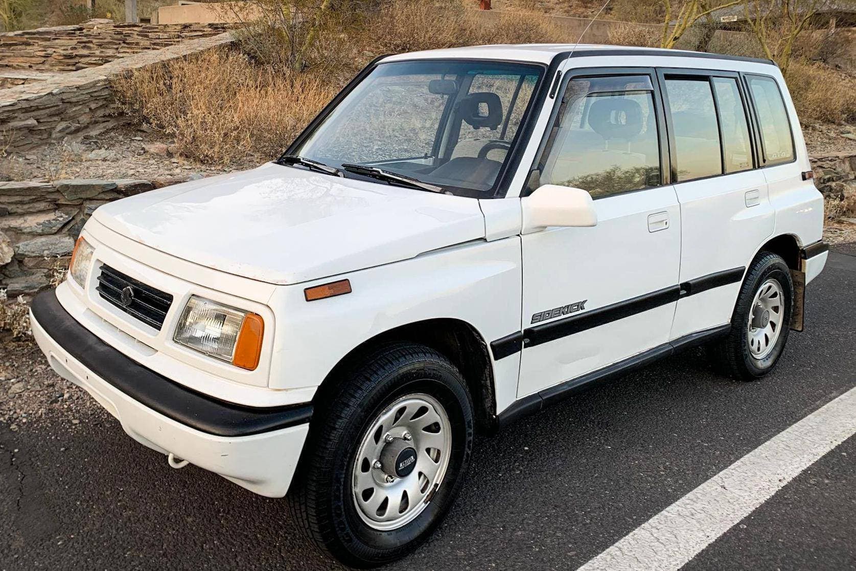 1992 Suzuki Sidekick sold for $4,200