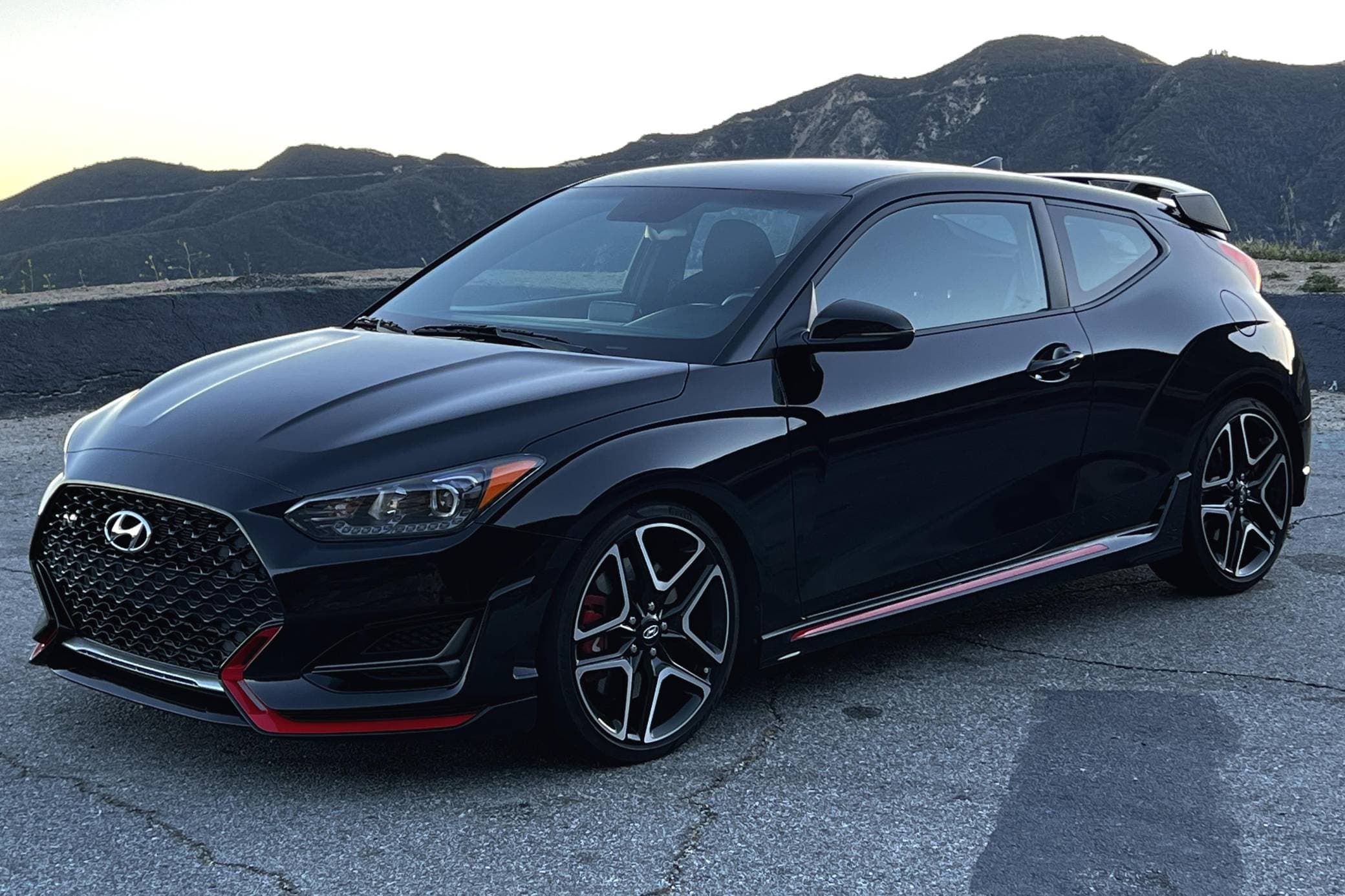 2020 Hyundai Veloster sold for $27,000