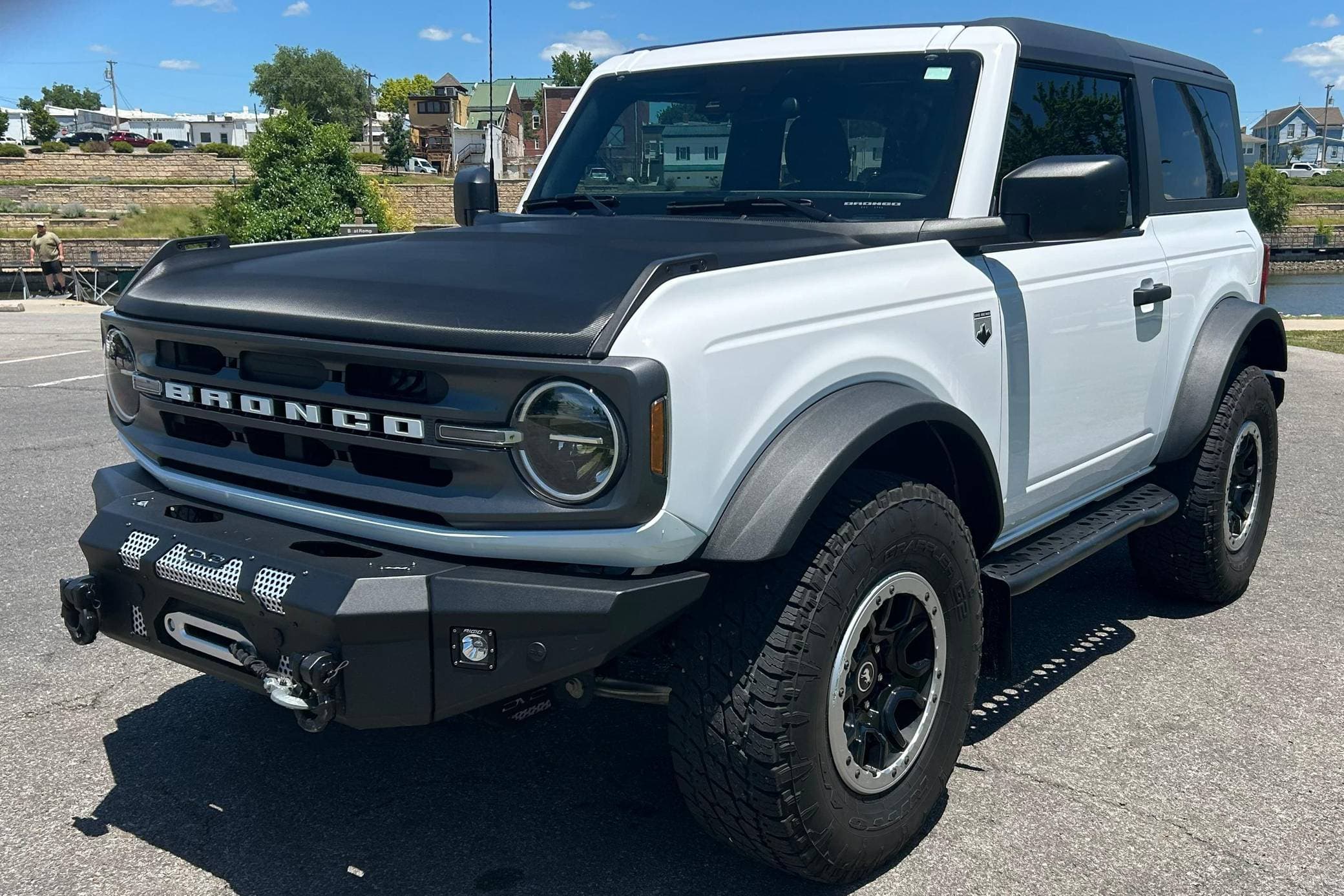 2022 Ford Bronco sold for $28,051