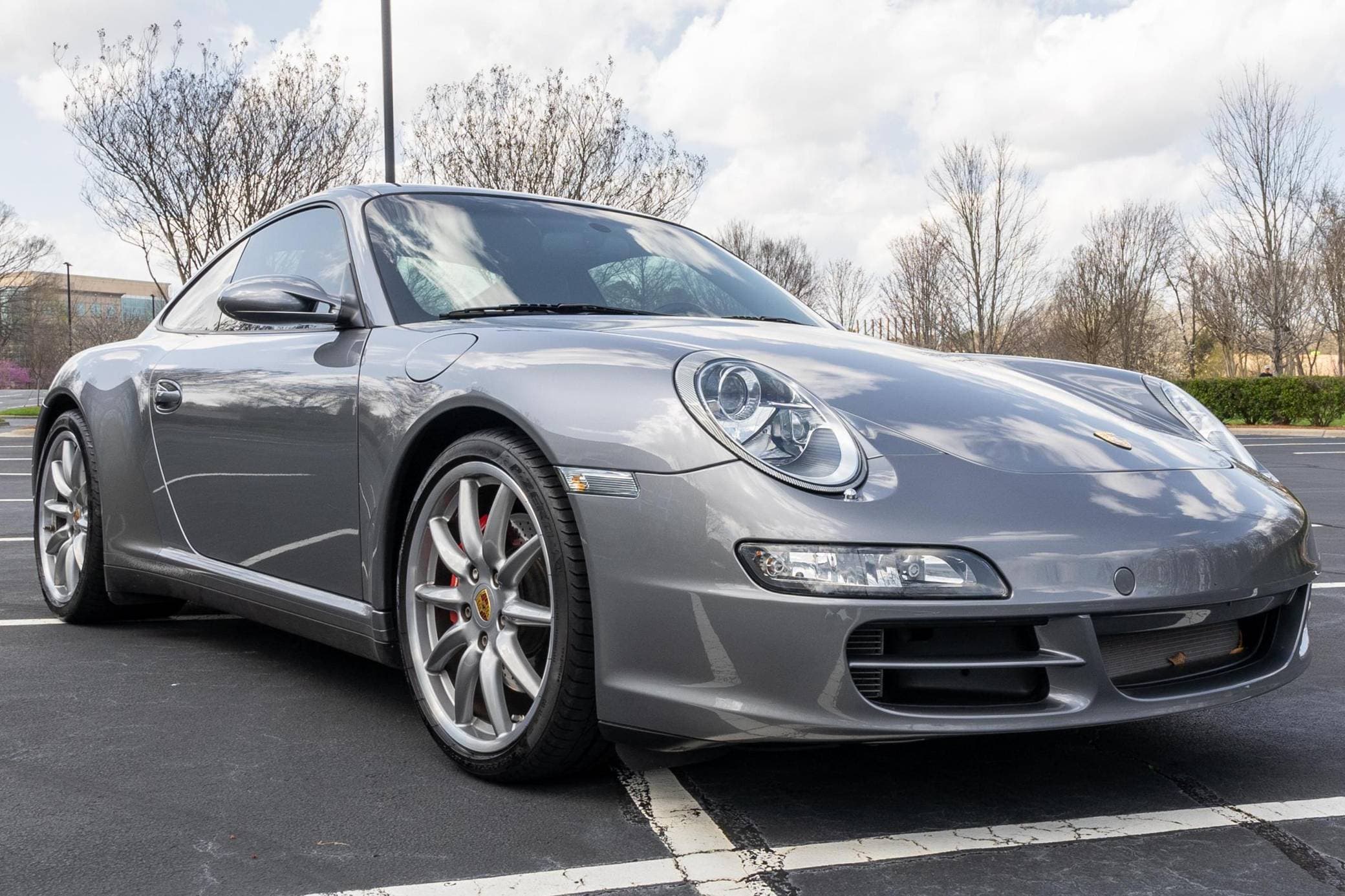 2006 Porsche 997 911 sold for $55,500