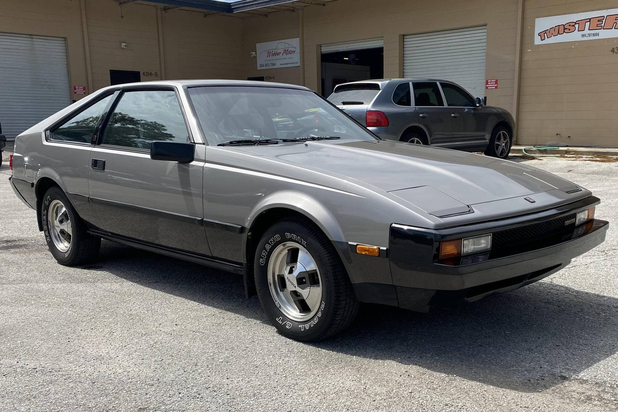 1982 Toyota Supra sold for $8,404