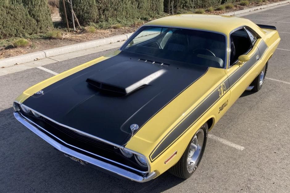 1970 Dodge Challenger (1970-1974) sold for $75,000