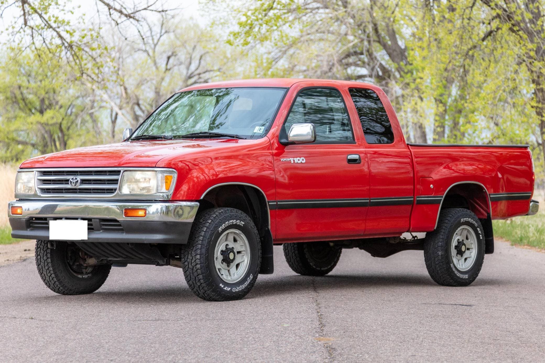 1996 Toyota T100 sold for $10,100
