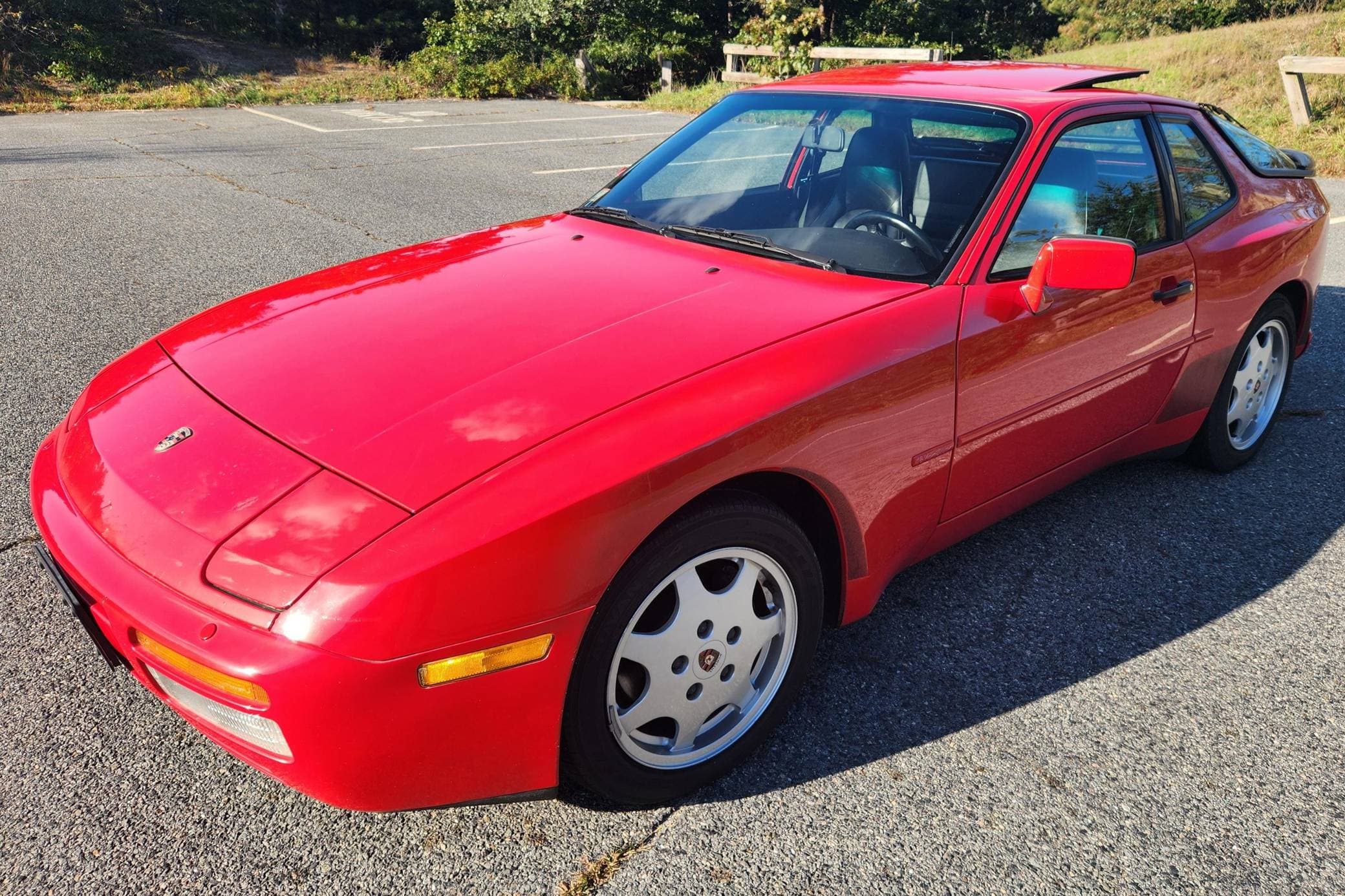 1991 Porsche 944 sold for $9,300