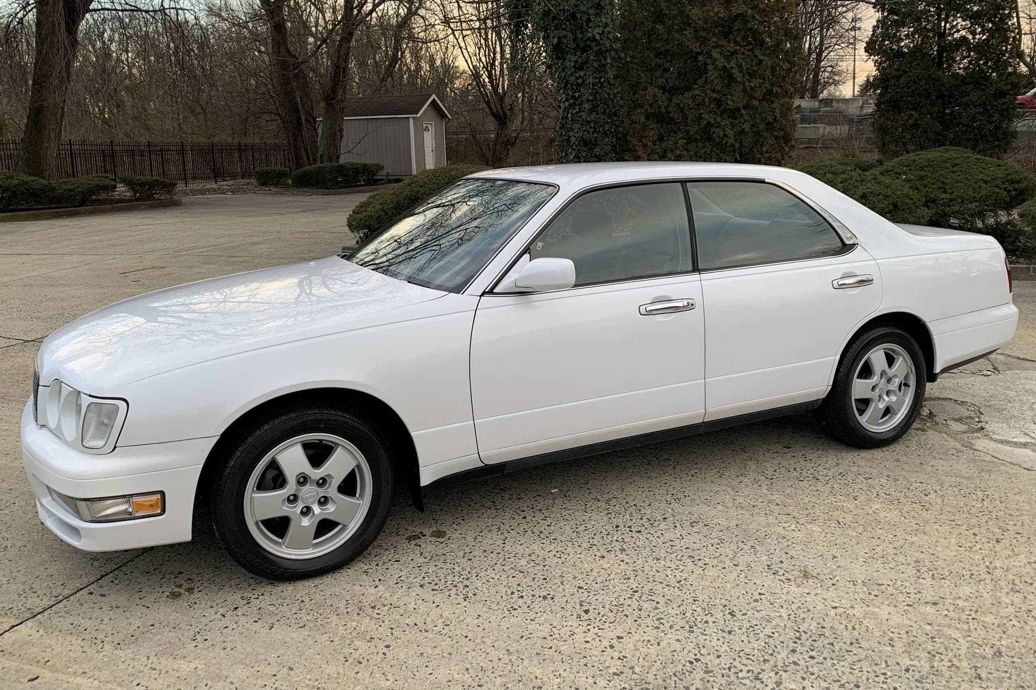 1997 Nissan Gloria sold for $8,700