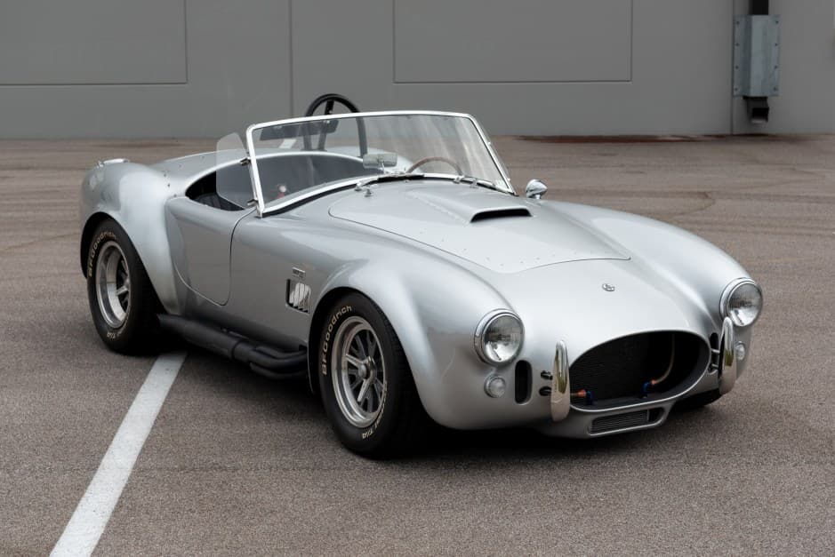 1997 Shelby Cobra Replica sold for $35,500
