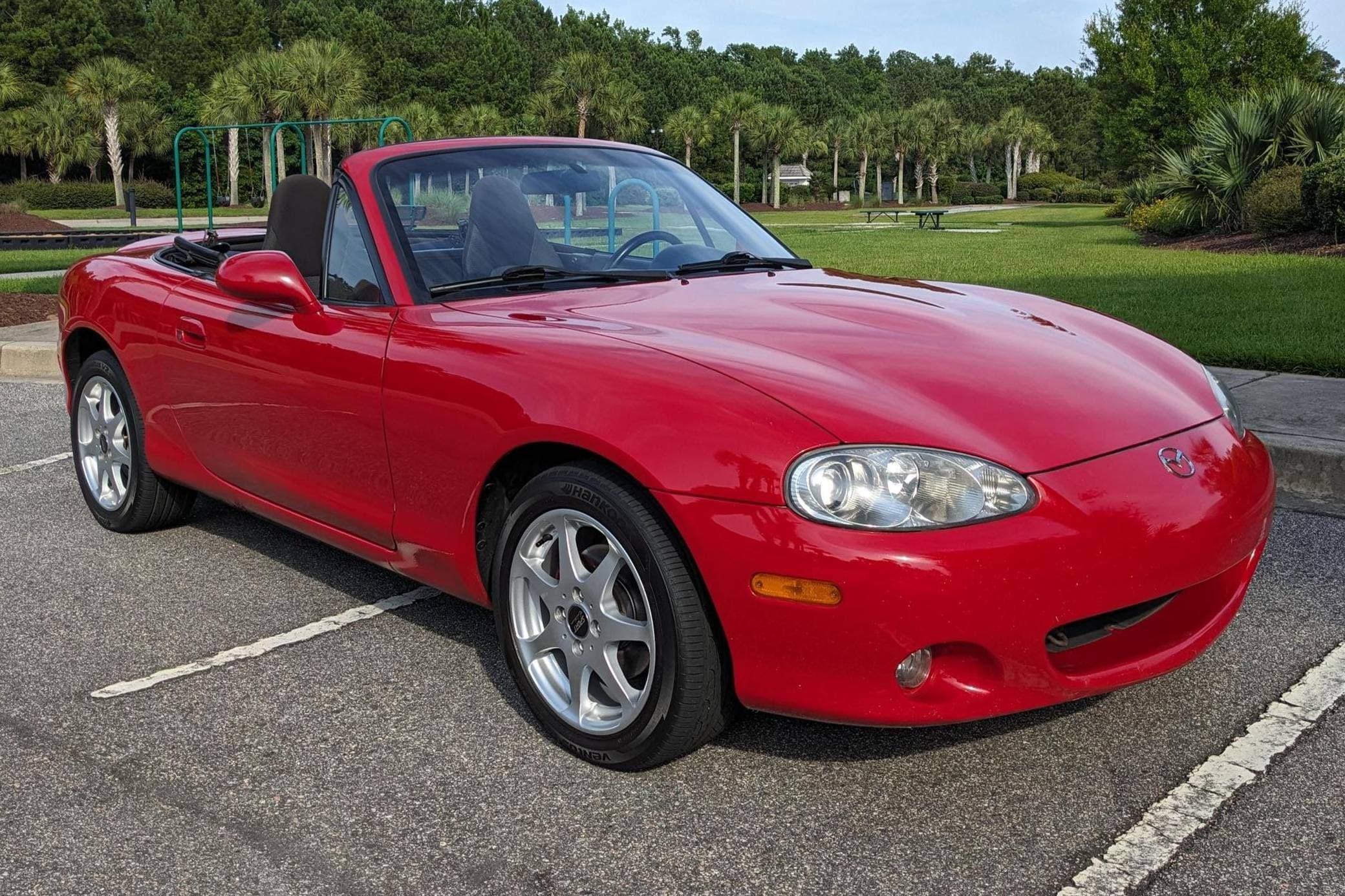 2001 Mazda NB Miata sold for $5,400