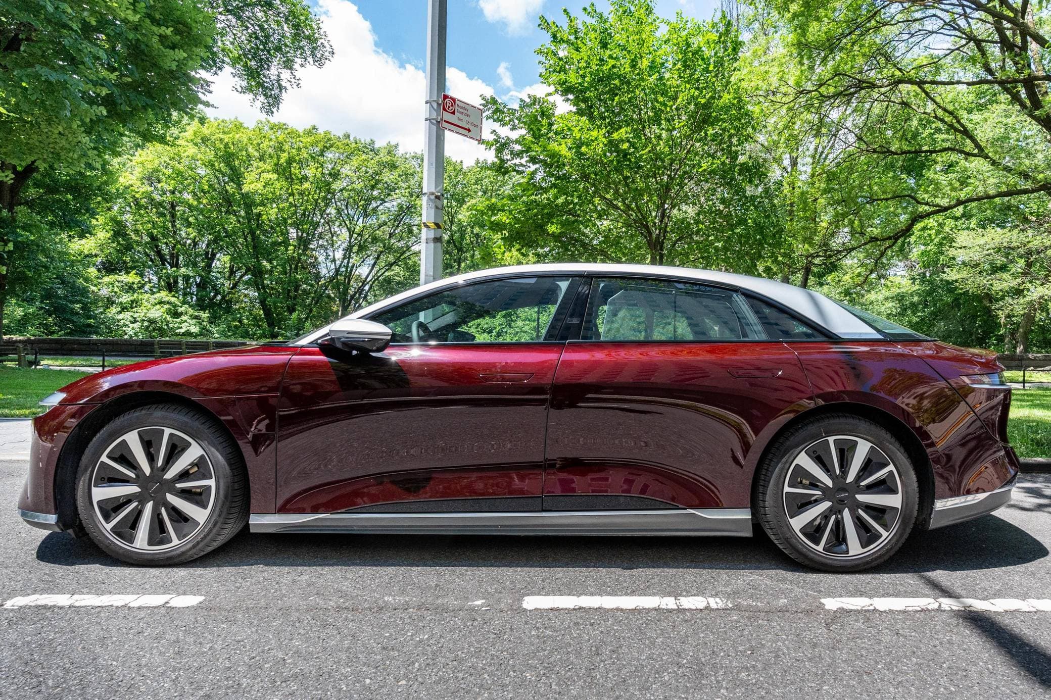 2022 Lucid Air sold for $62,000