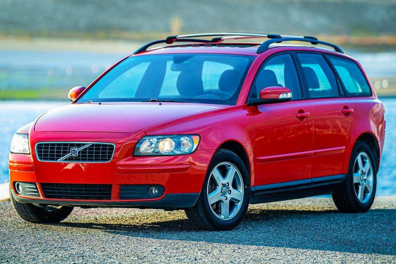 2007 Volvo V50 sold for $7,500