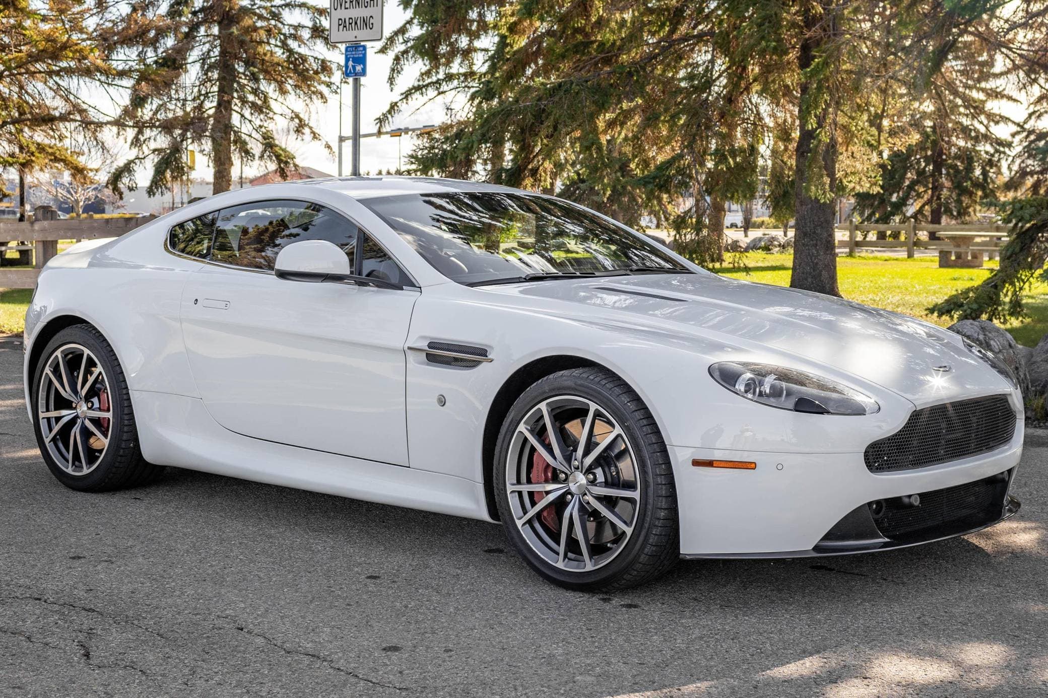 2012 Aston Martin Vantage sold for $38,250