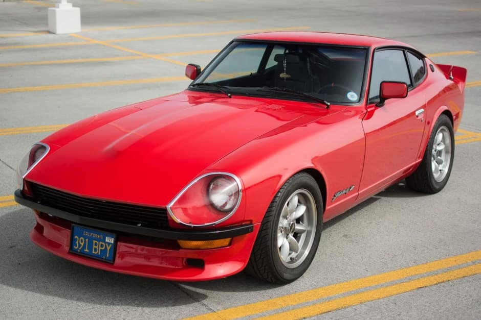 1974 Datsun 260Z sold for $25,000