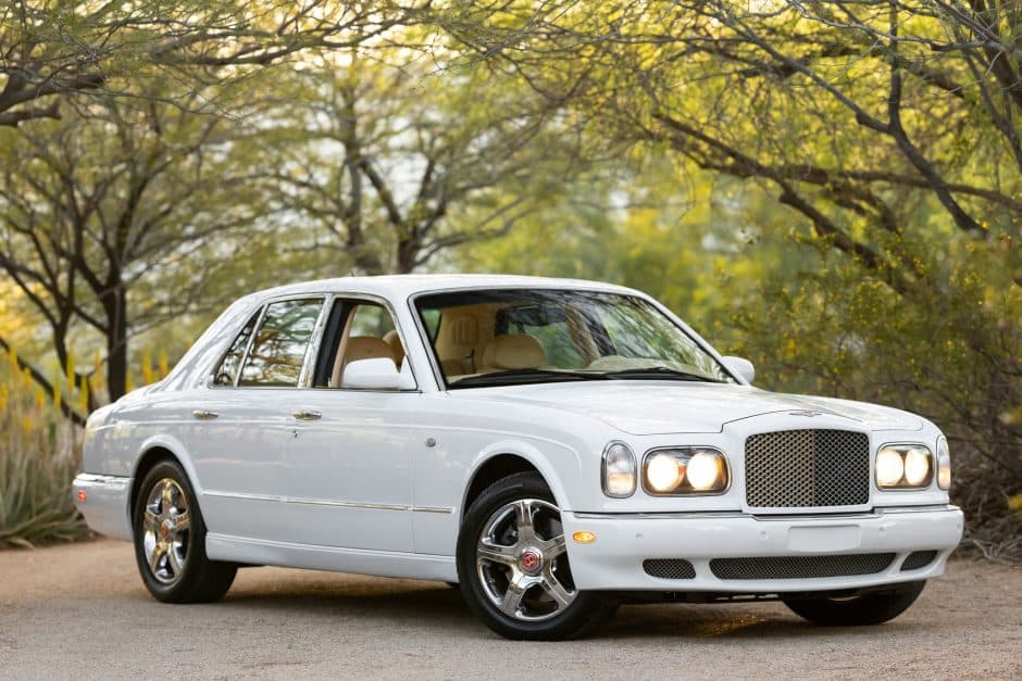 2002 Bentley Arnage sold for $60,500