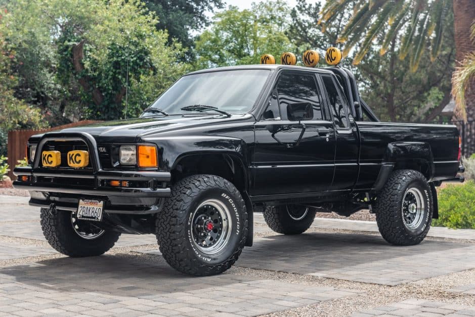 1987 Toyota Pickup (N50/N60/N70 1984-1988) sold for $46,250