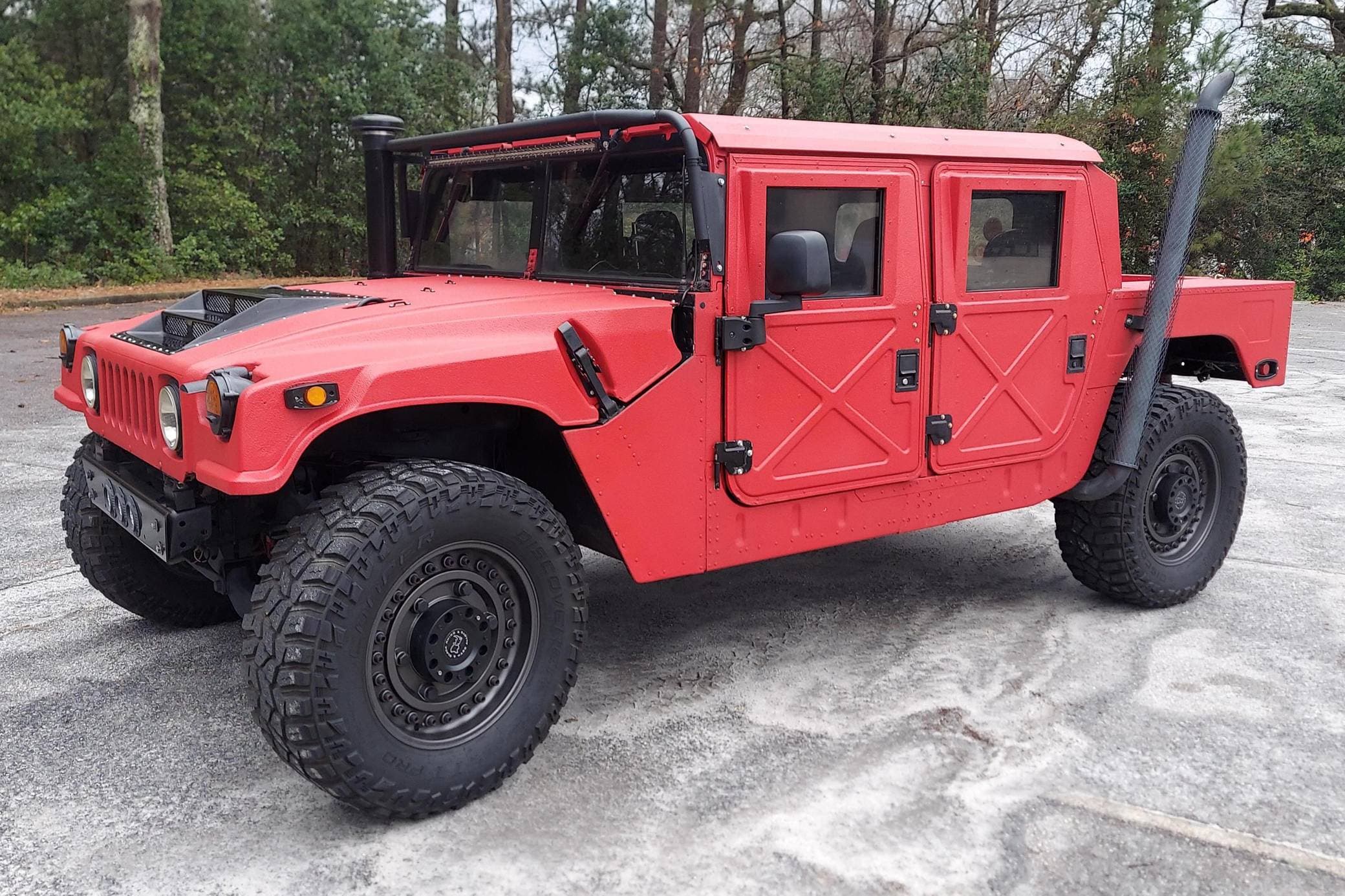 1992 AM General Hummer sold for $34,000