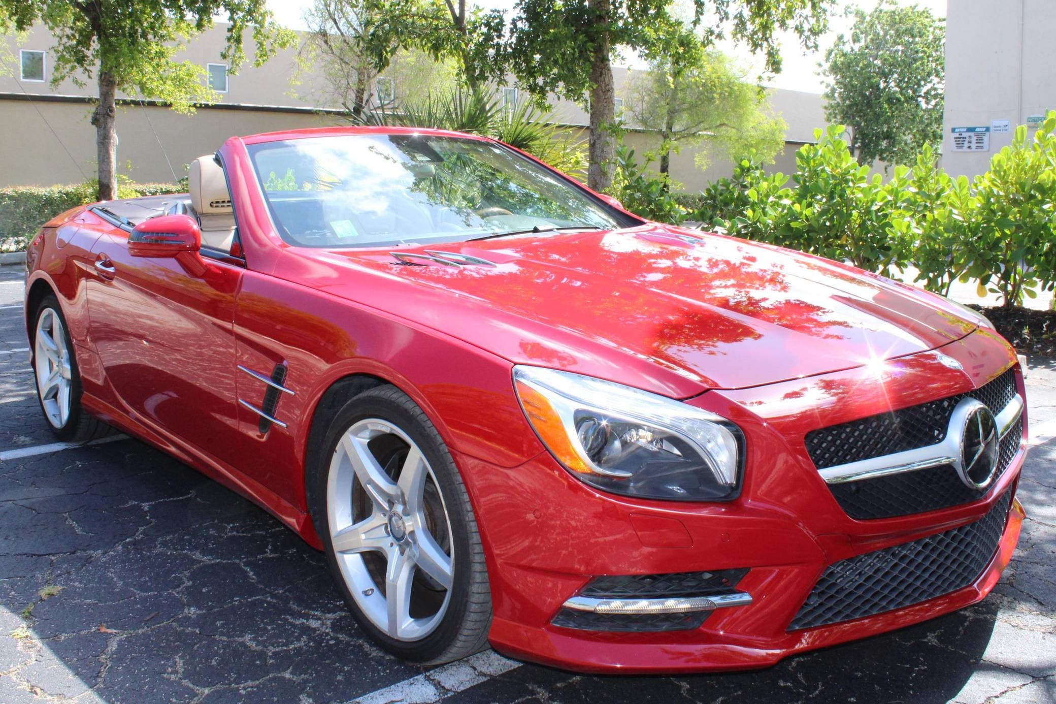 2016 Mercedes-Benz R231 SL sold for $40,500