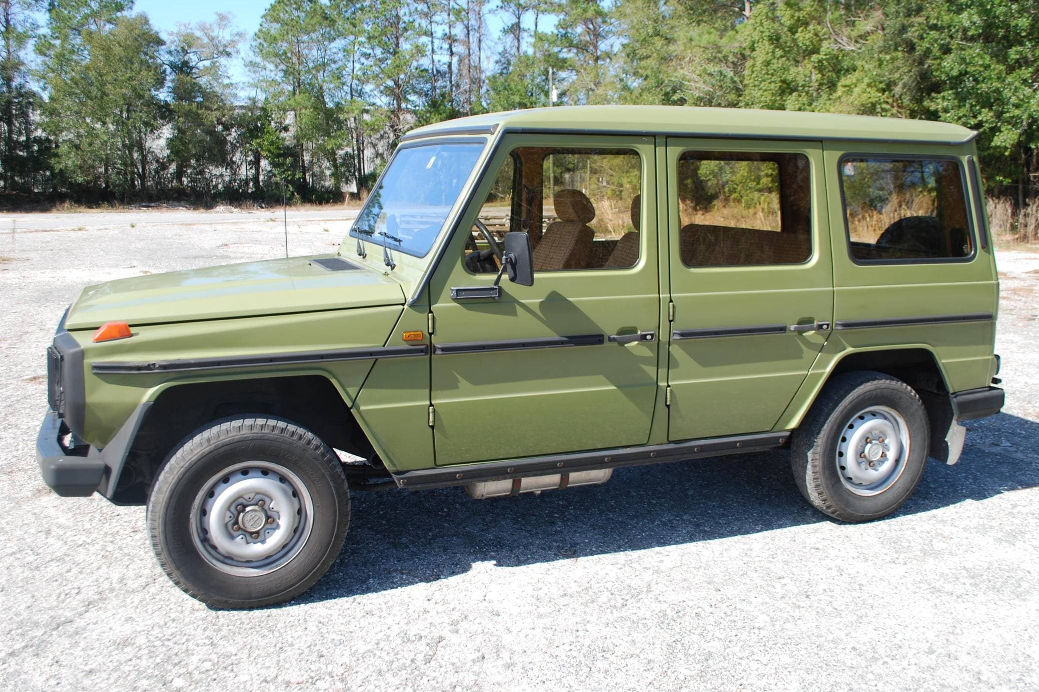 1984 Mercedes-Benz G Wagen sold for $17,000