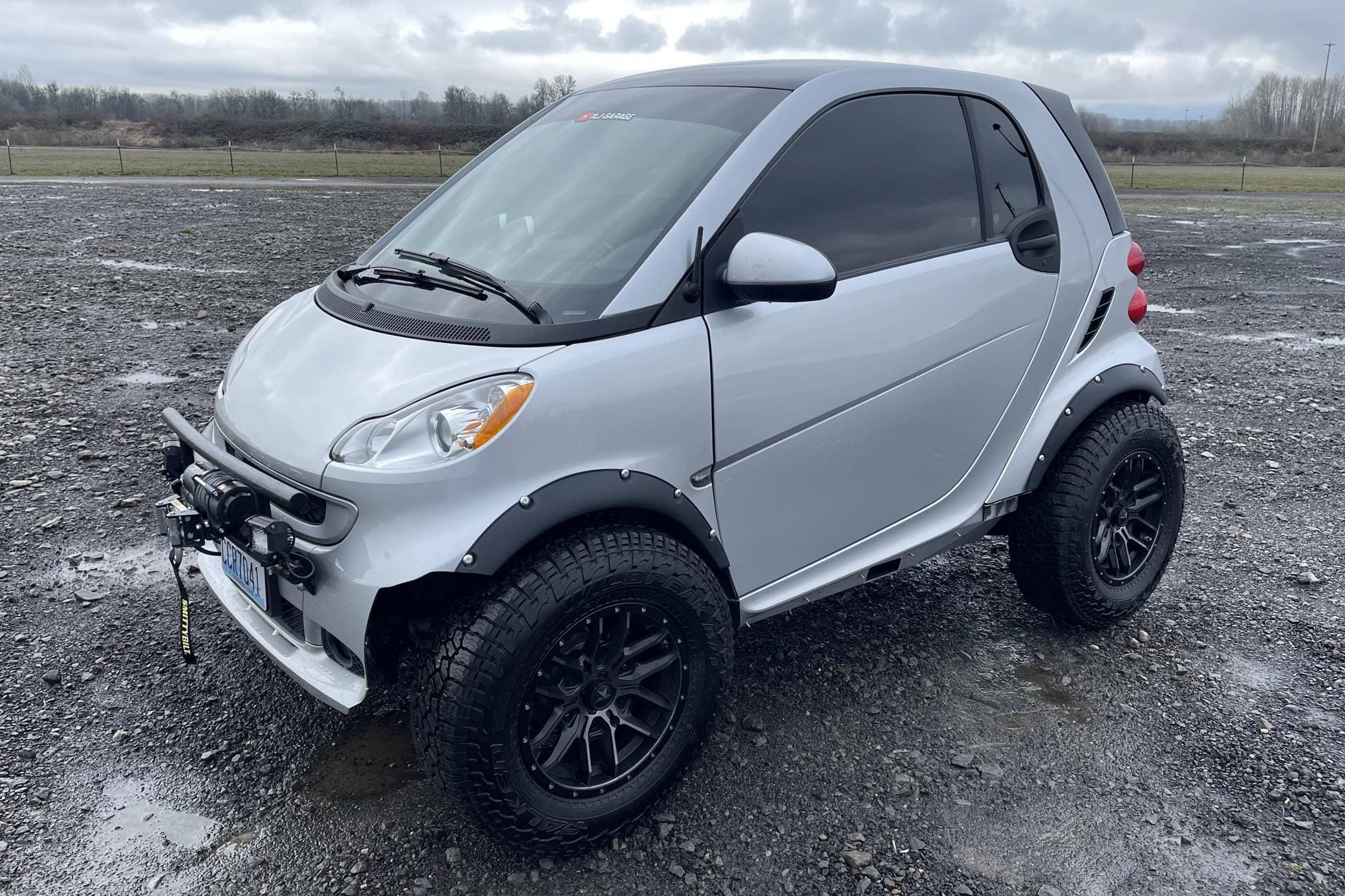 2009 Smart Fortwo sold for $11,608