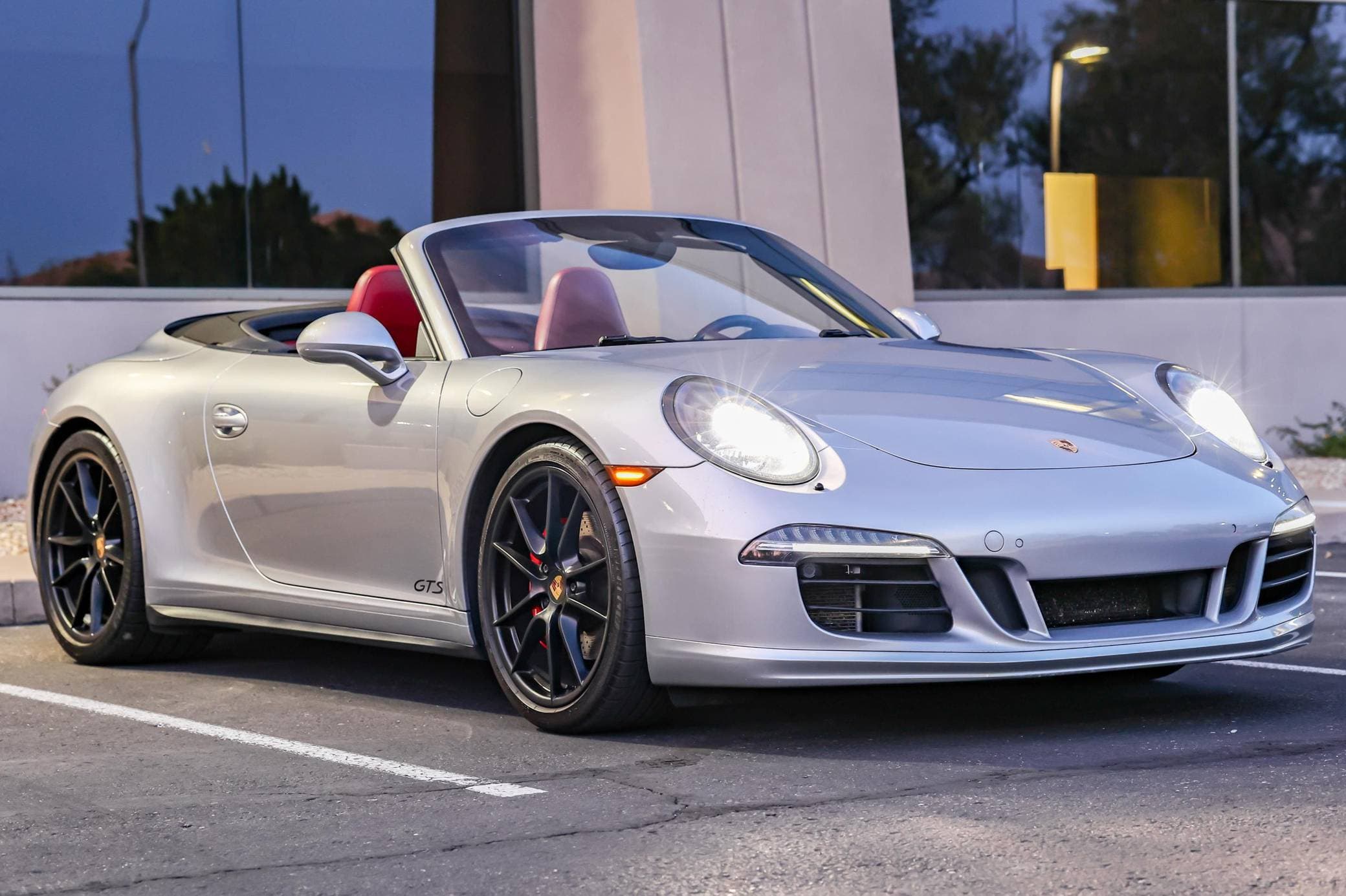 2015 Porsche 991 911 sold for $68,500