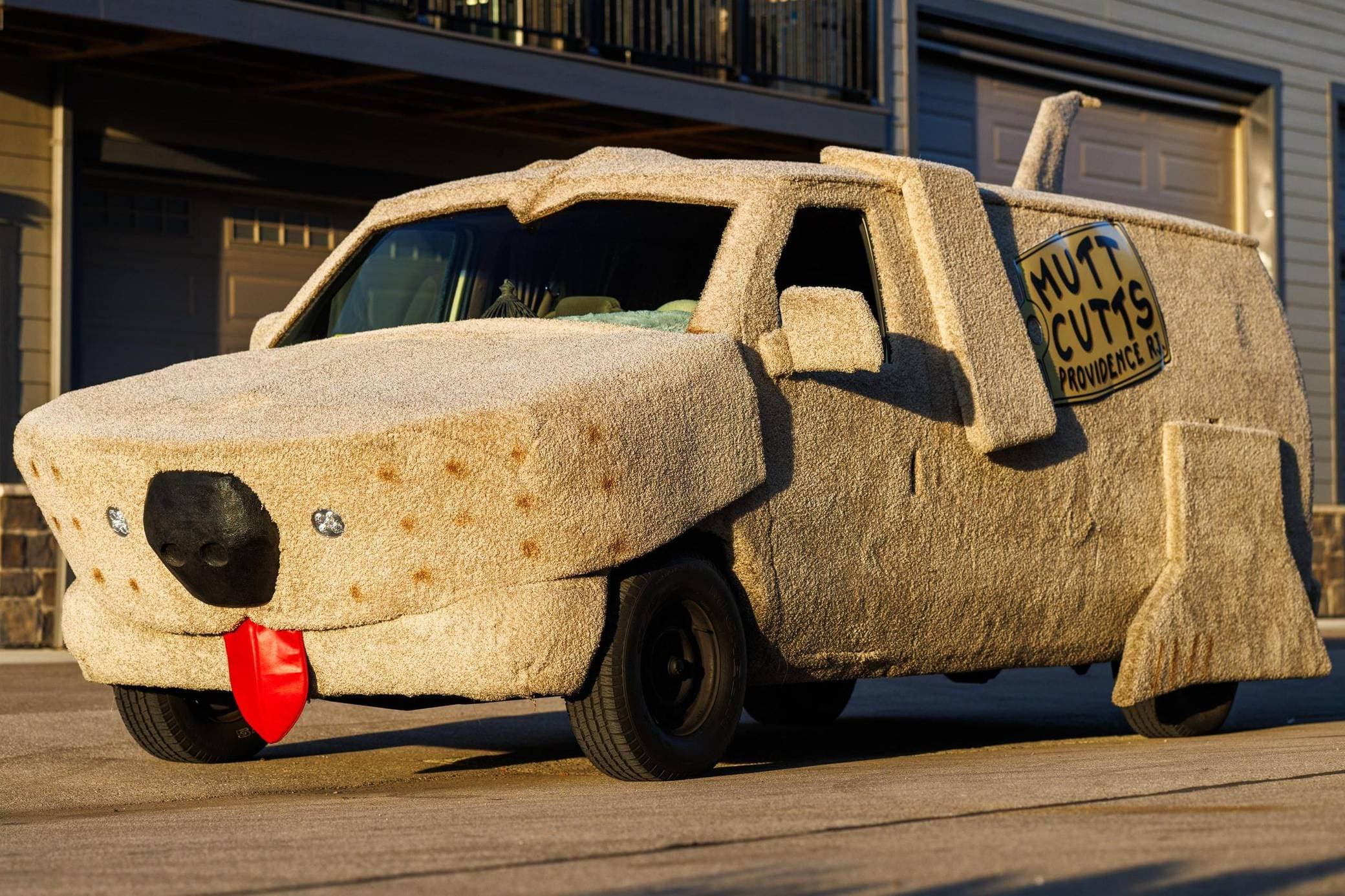 1993 Ford E-Series sold for $41,000