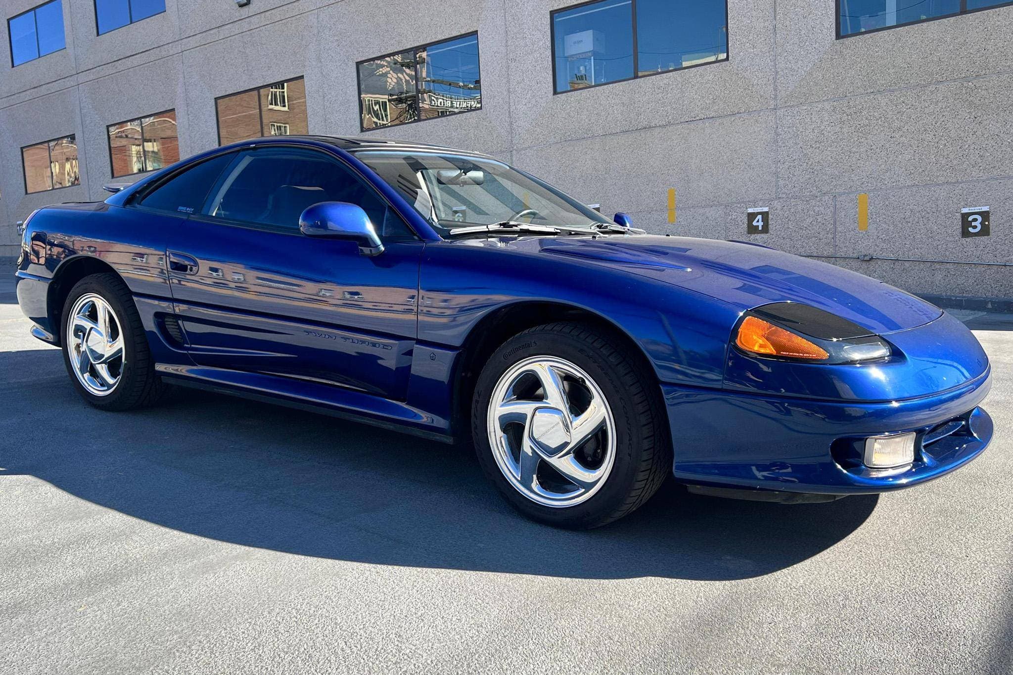 1993 Dodge Stealth sold for $10,700