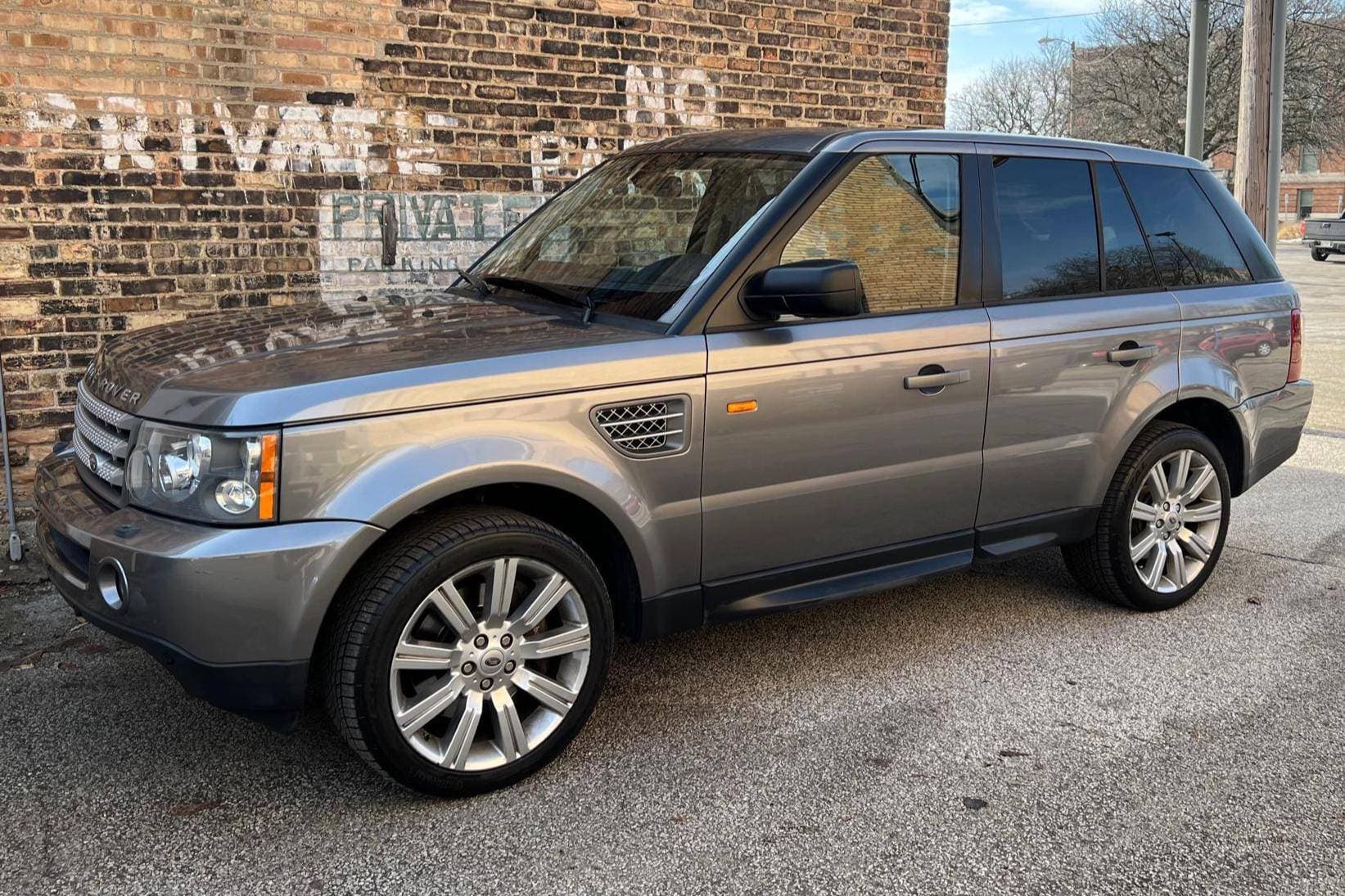 2007 Land Rover Range Rover Sport sold for $16,000