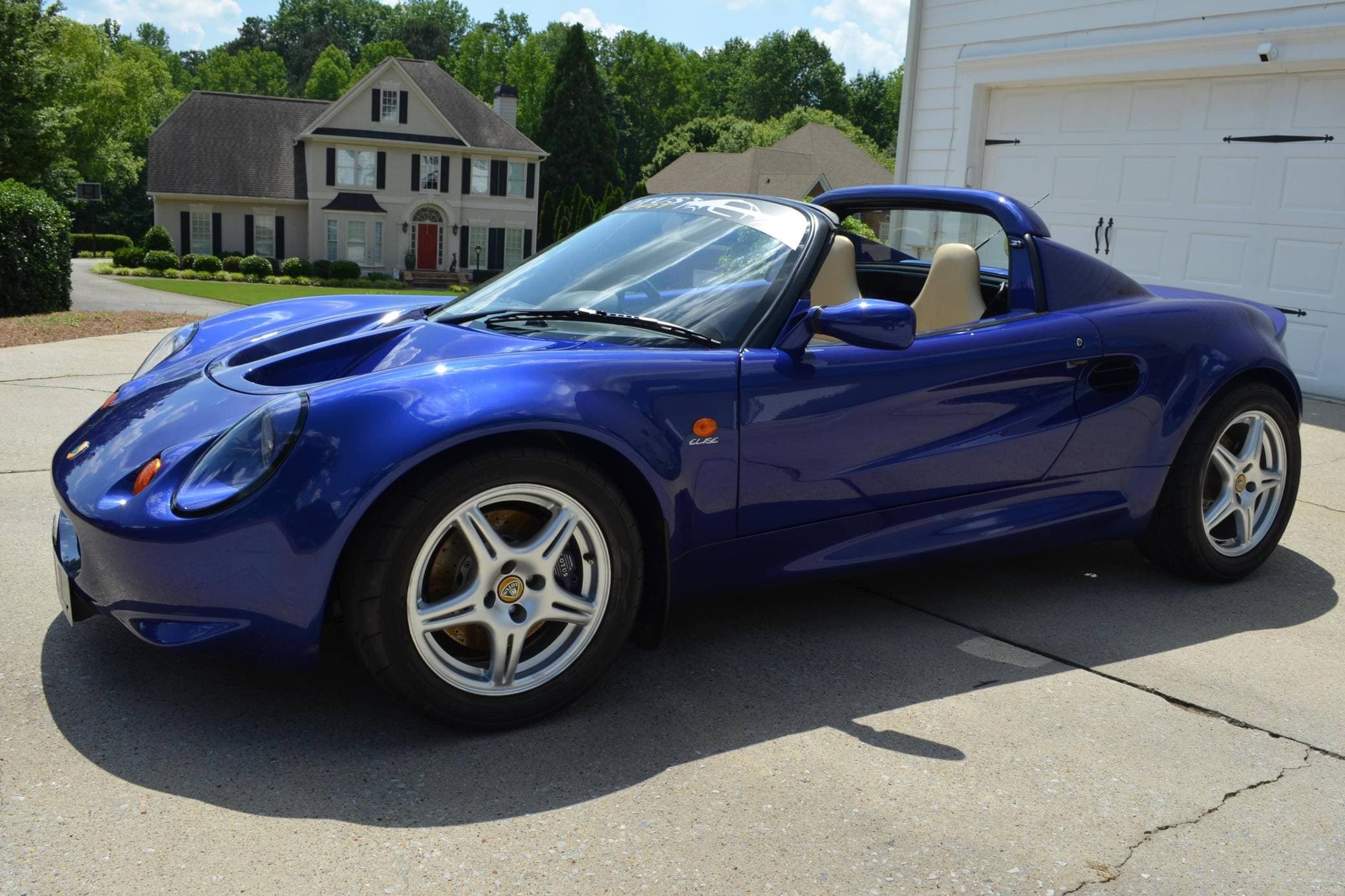 1999 Lotus Elise sold for $29,111
