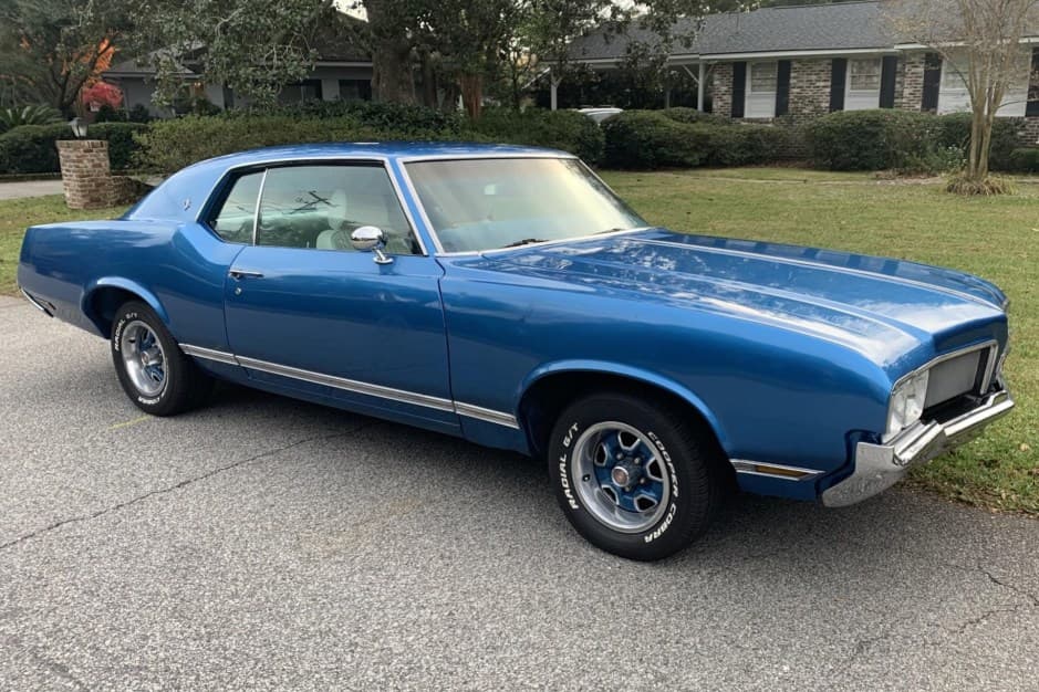 1970 Oldsmobile Cutlass sold for $12,750
