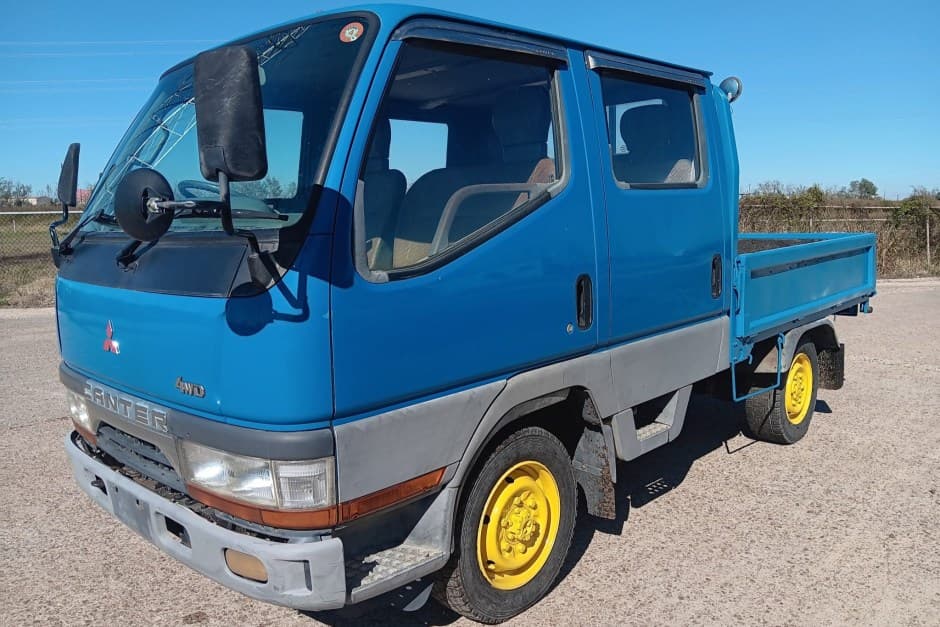 1993 Mitsubishi Canter sold for $6,800