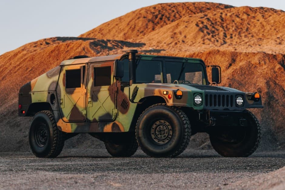 1993 Hummer HMMWV/Humvee sold for $18,250