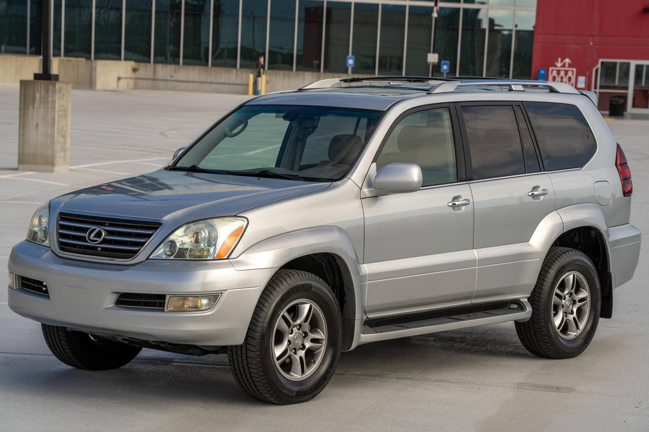 2008 Lexus GX sold for $12,900