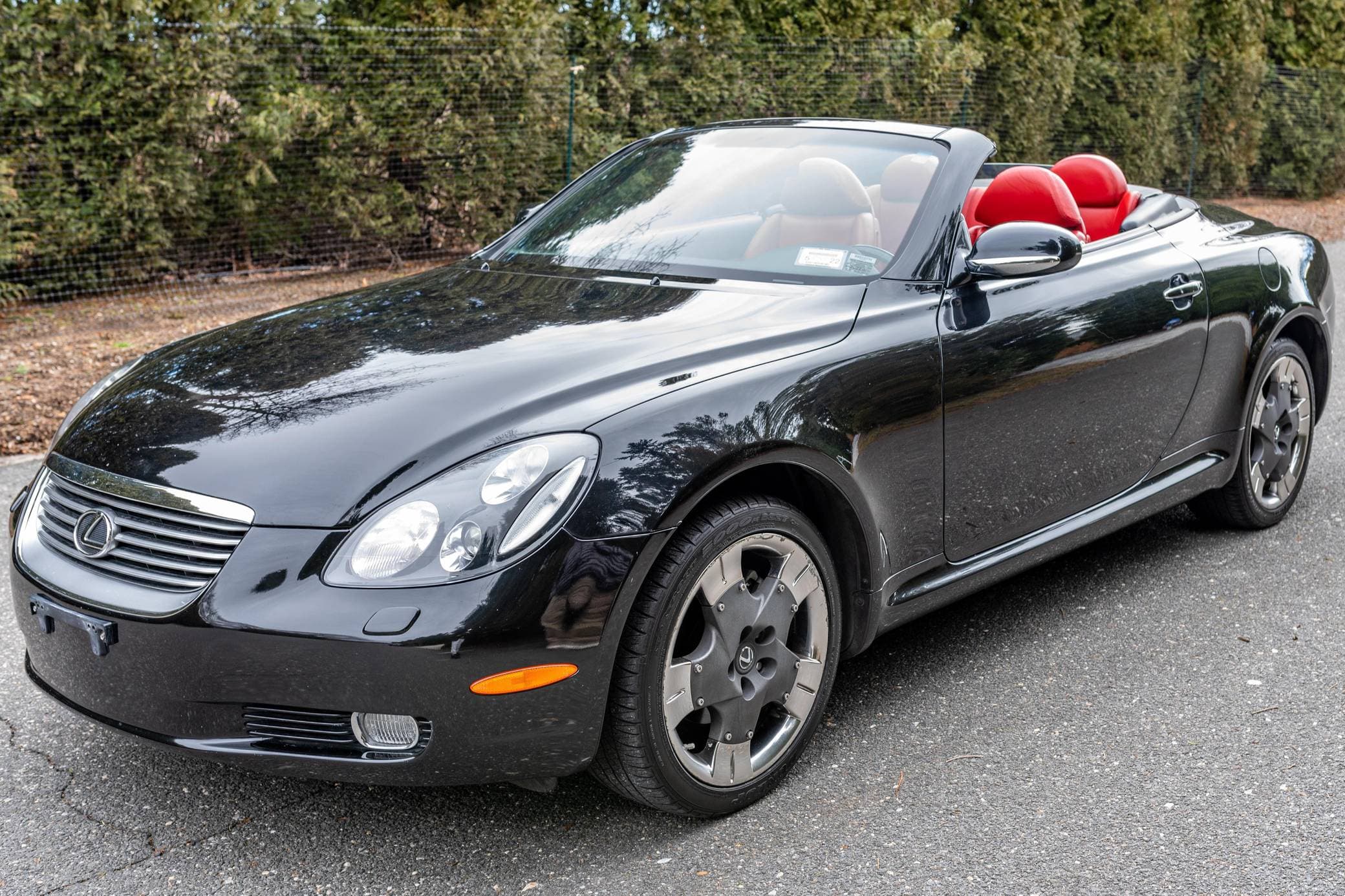 2005 Lexus SC sold for $22,472