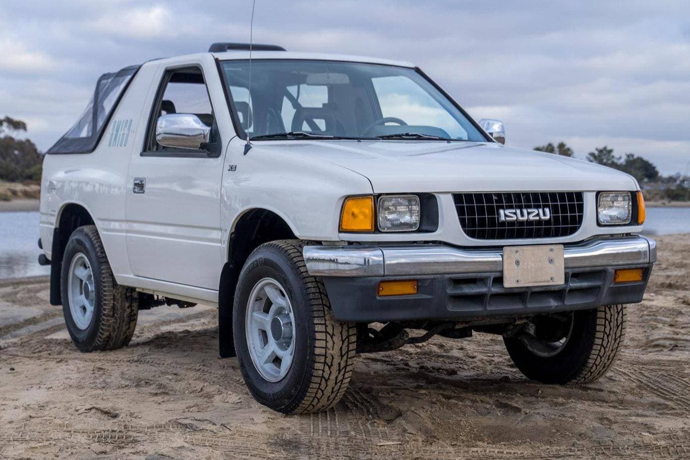 1994 Isuzu Amigo sold for $17,150