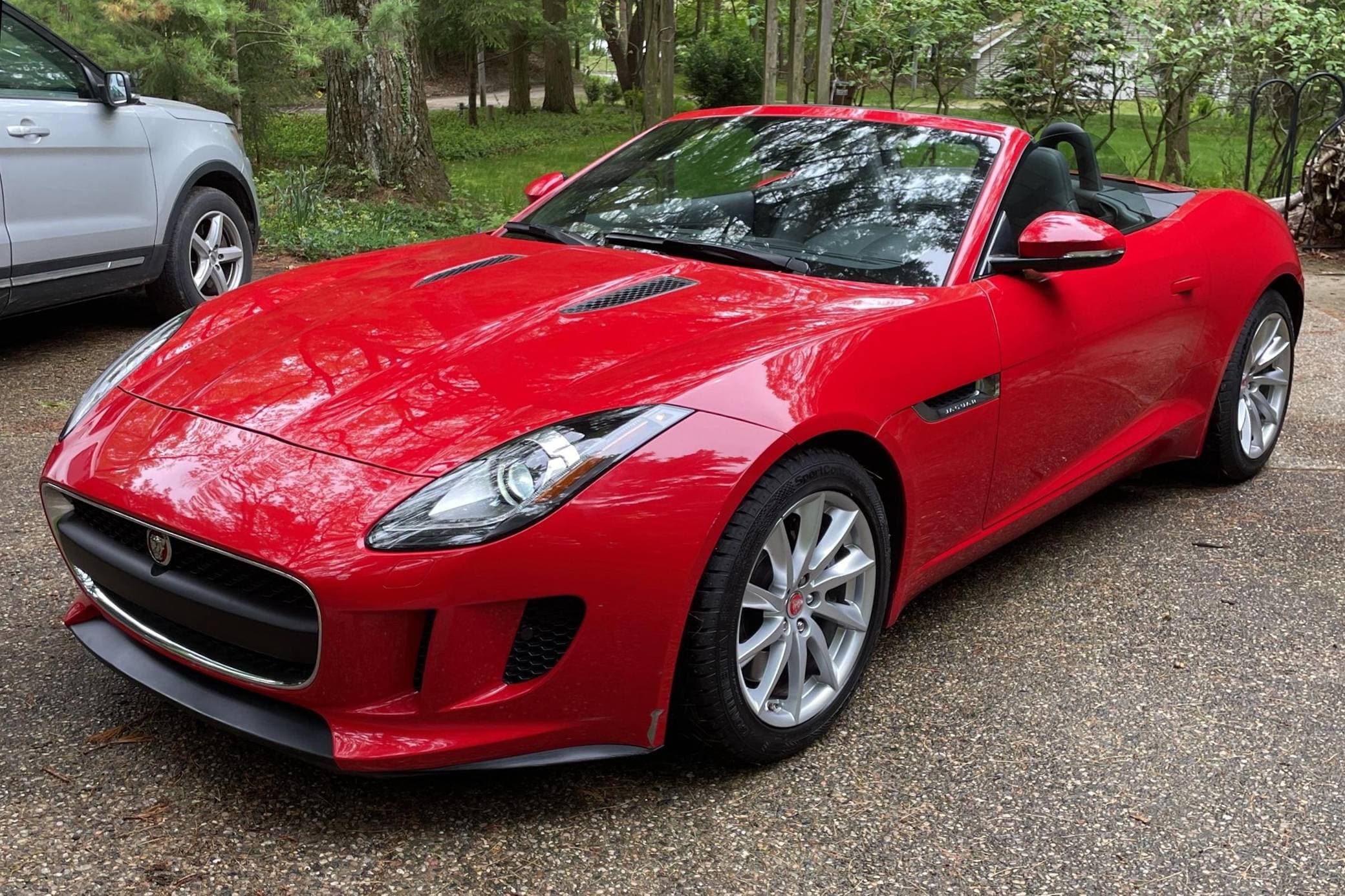 2017 Jaguar F-Type sold for $31,250