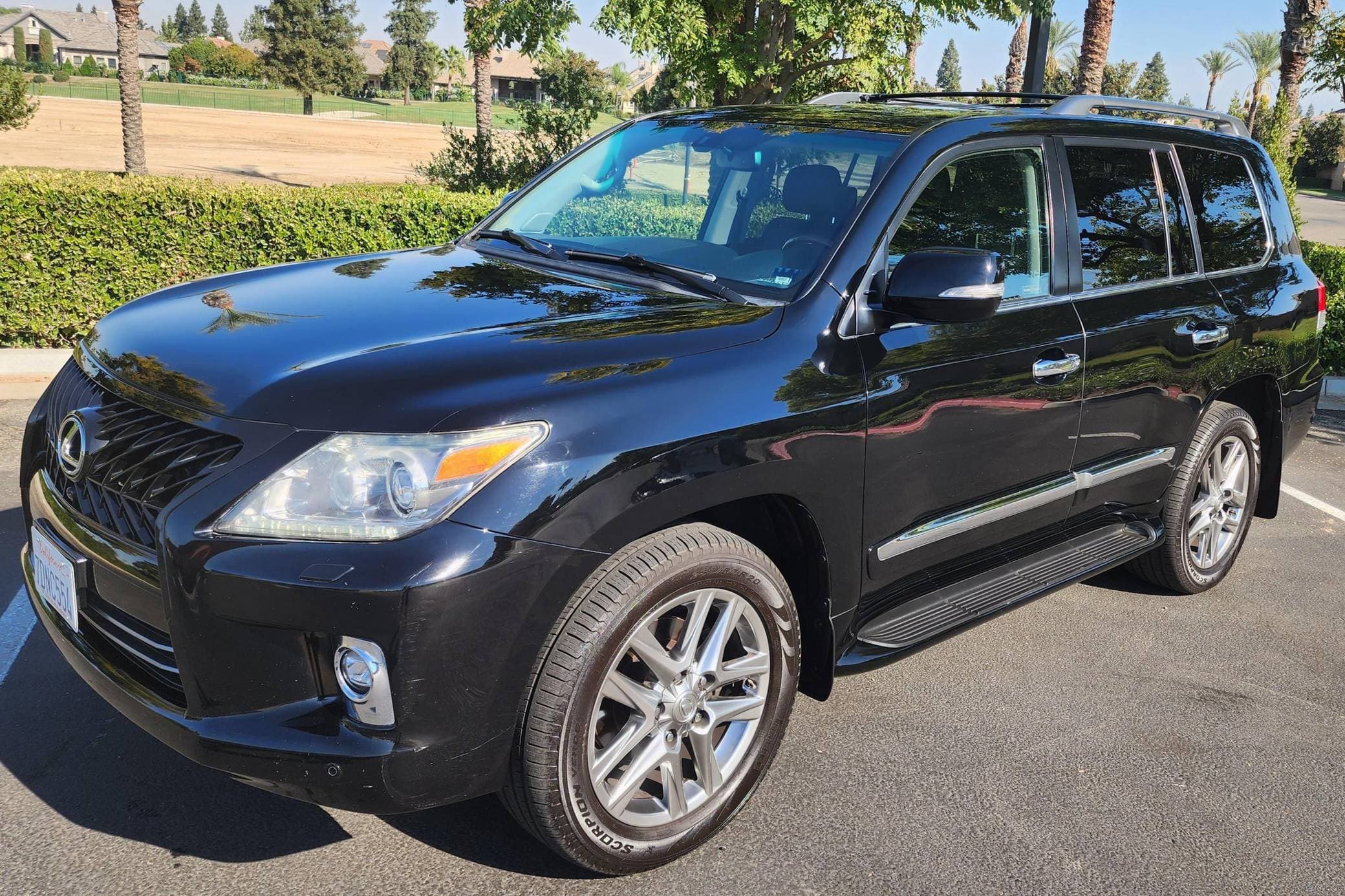 2014 Lexus LX sold for $30,000