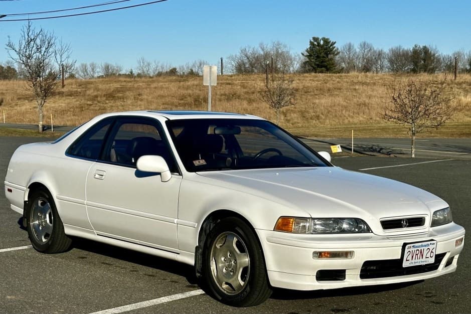 1994 Acura Legend sold for $12,250