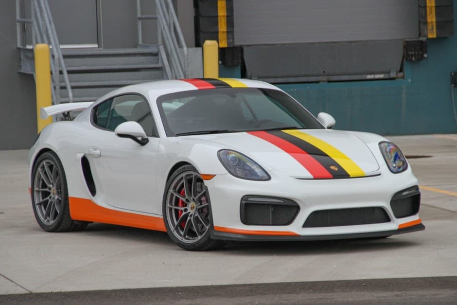 2016 Porsche Cayman GT4 sold for $133,000