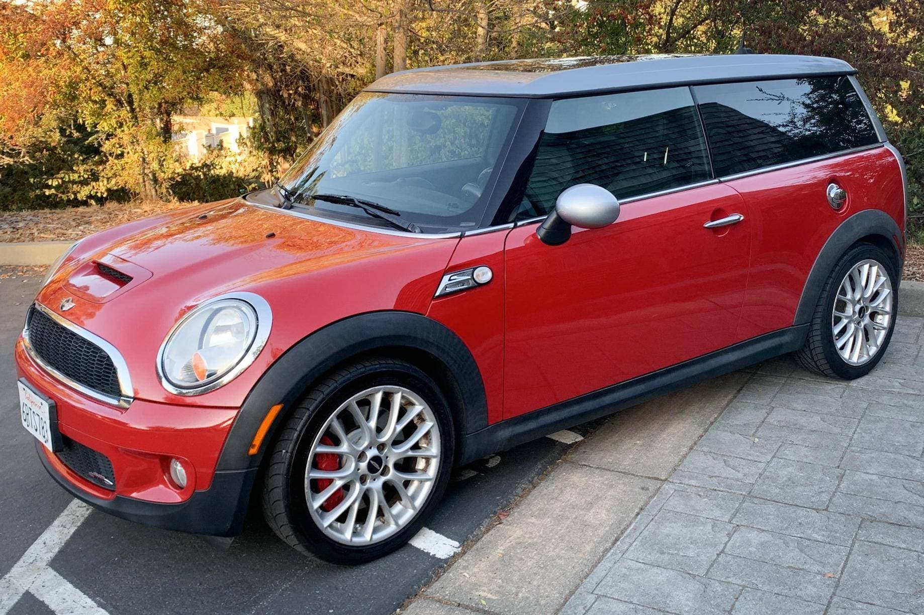 2009 MINI Cooper Clubman sold for $8,400