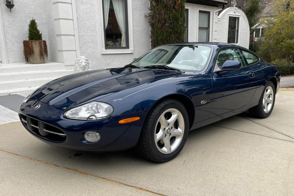 2001 Jaguar XK8 sold for $11,950