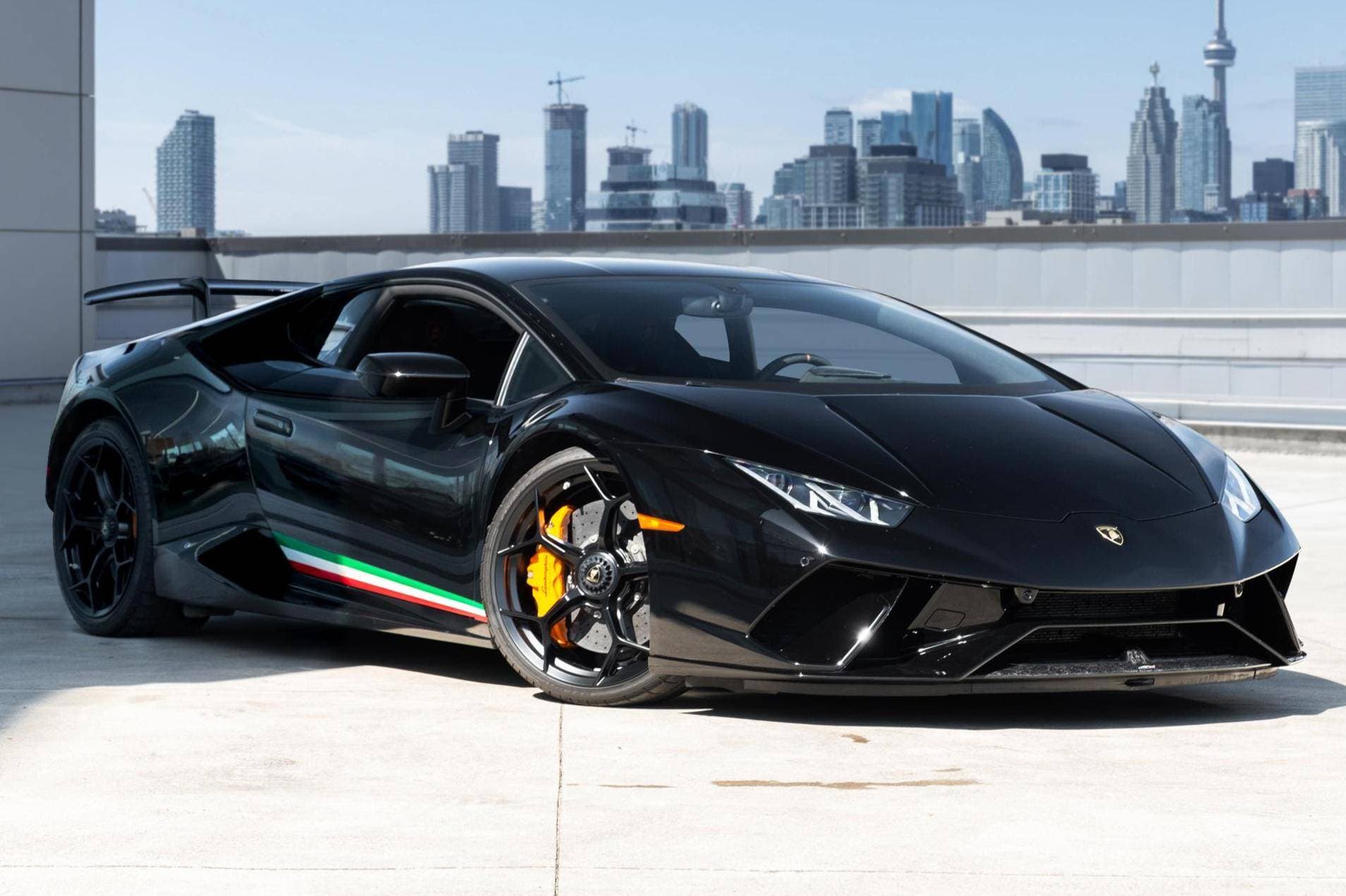 2018 Lamborghini Huracan sold for $220,000