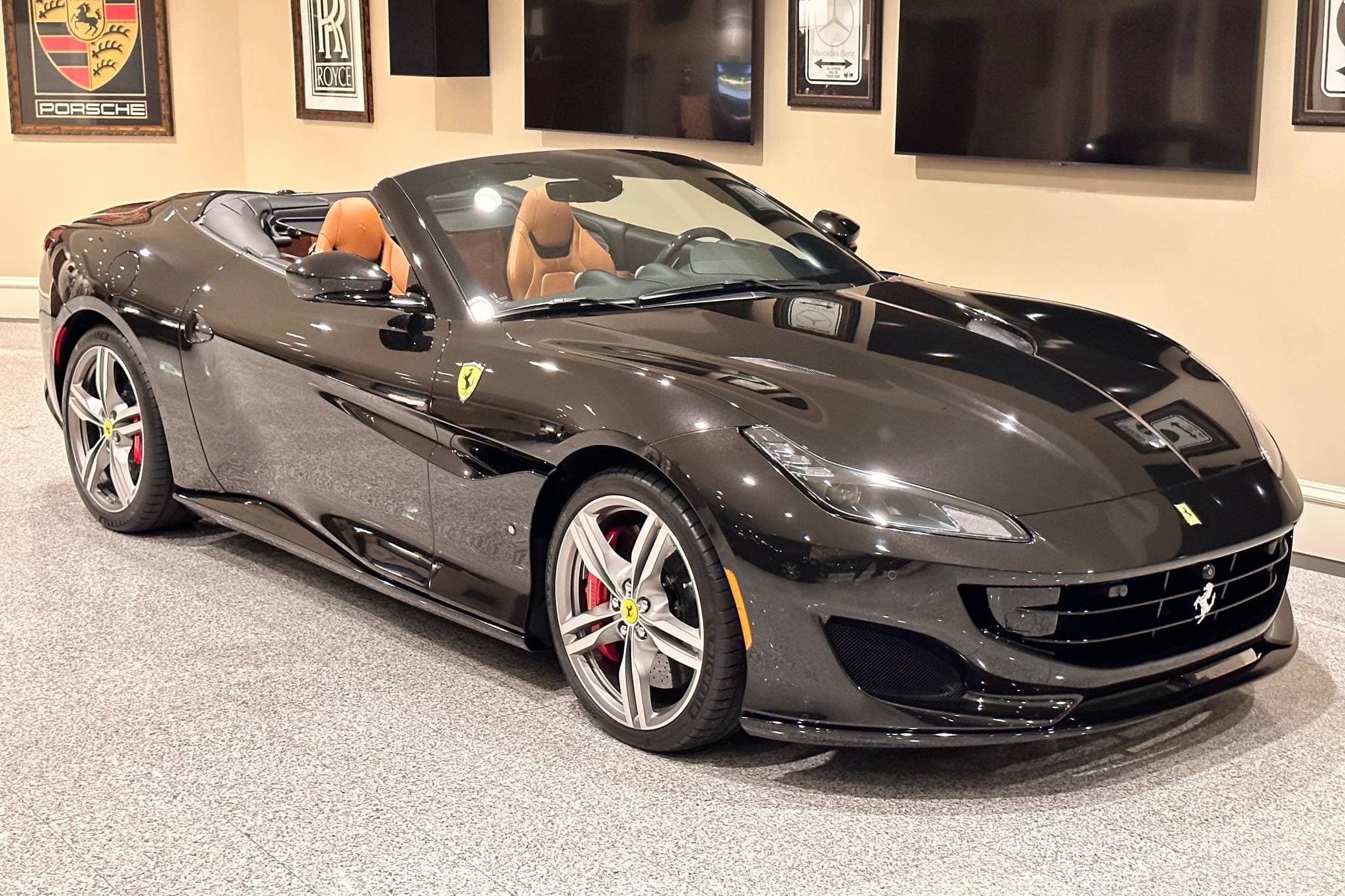 2019 Ferrari Portofino sold for $185,000