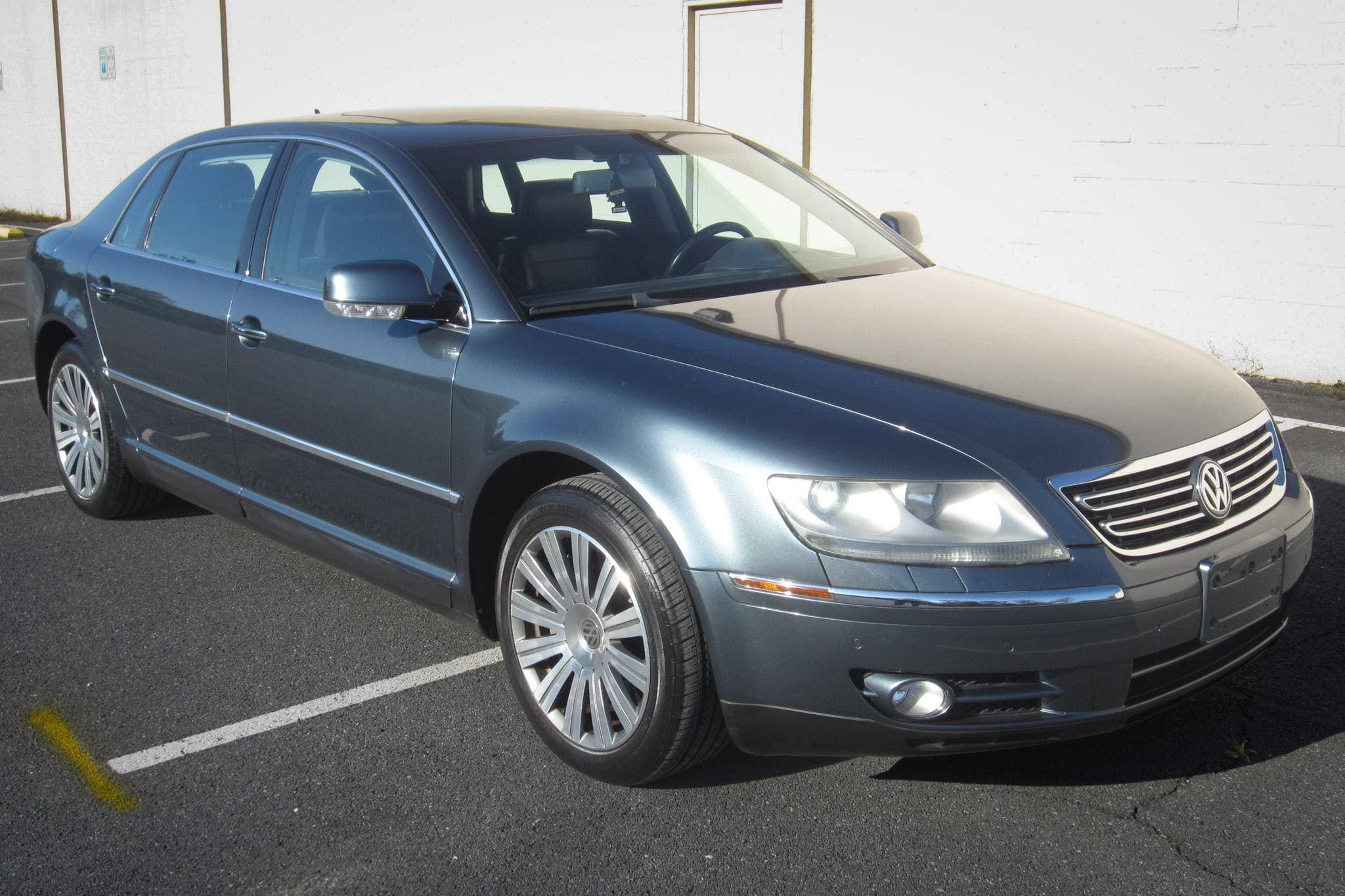 2005 Volkswagen Phaeton sold for $13,750