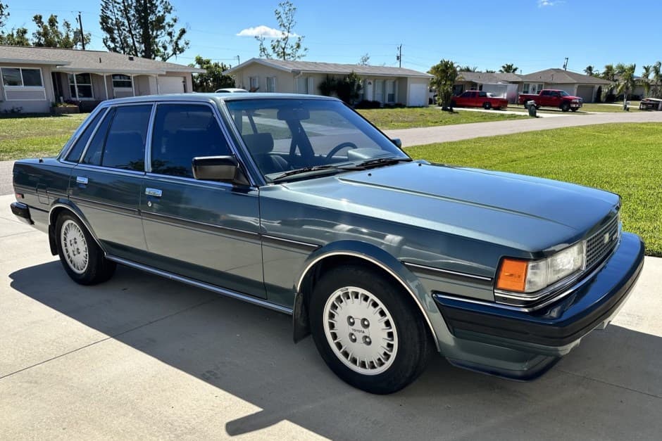 1986 Toyota Cressida & Mark II sold for $12,750