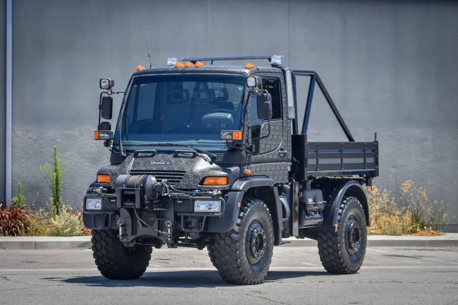 2003 Mercedes-Benz Unimog sold for $104,999