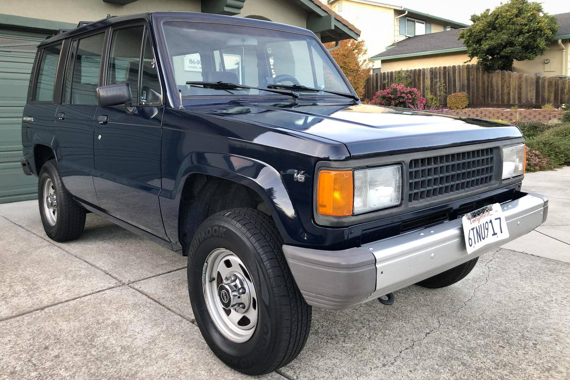 1991 Isuzu Trooper sold for $3,300