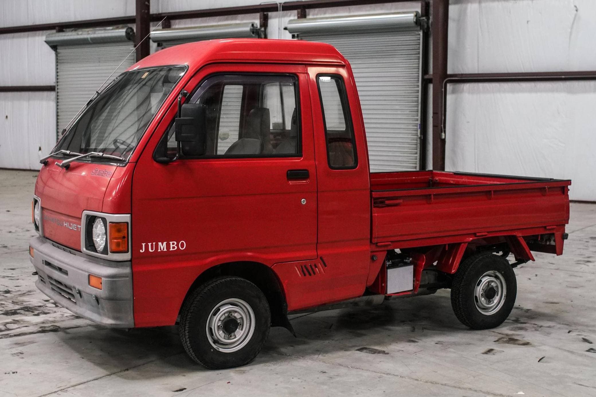 1989 Daihatsu Hijet sold for $3,800