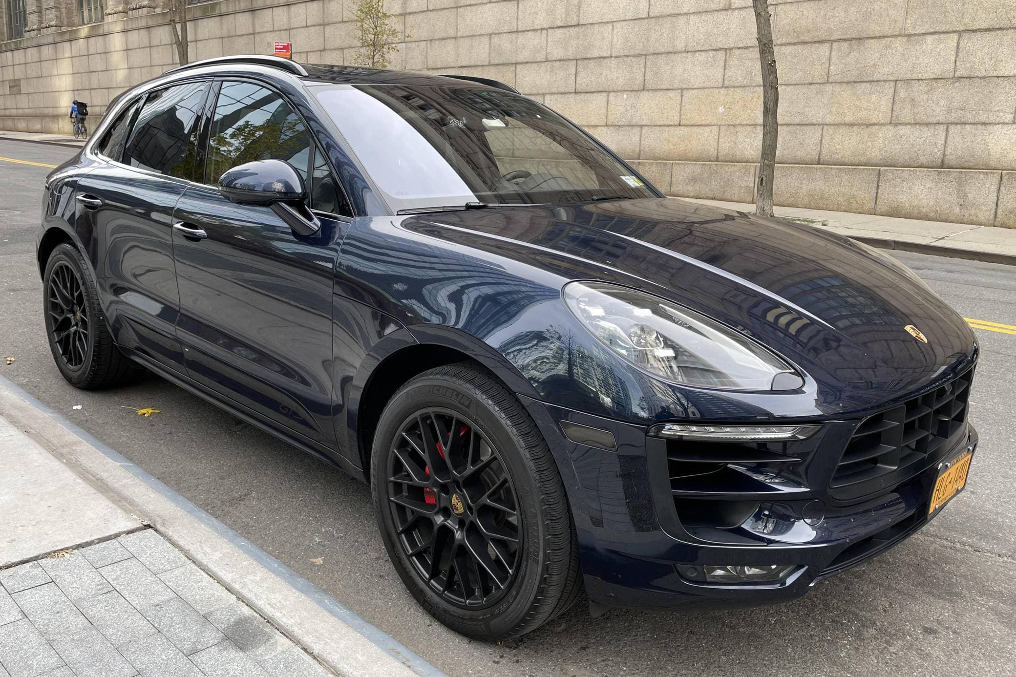 2017 Porsche Macan sold for $52,295